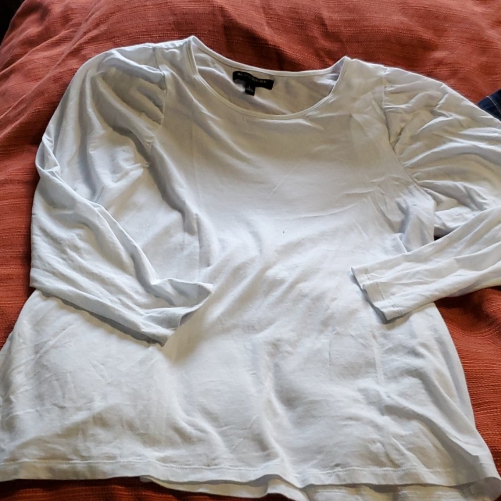 Bananna Republic Puff Sleeve T-Shirt